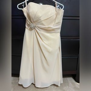 JJ house bridesmaid dress size 8